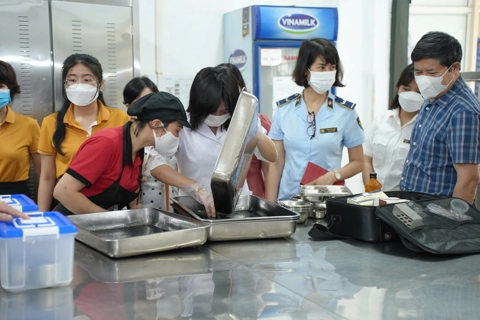Hà Nội triển khai các giải pháp đảm bảo an toàn thực phẩm trường học