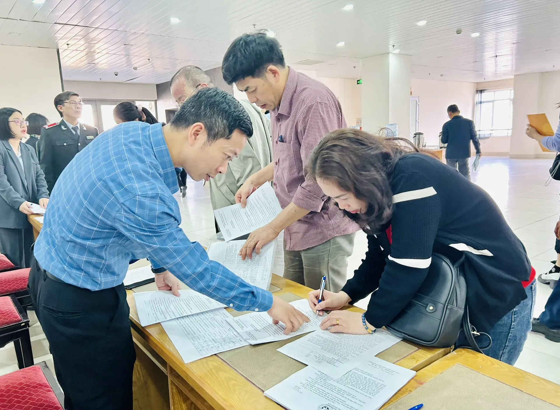 Nhiều doanh nghiệp, đơn vị tại Hà Nội chậm đóng BHXH, BHYT