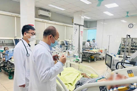 Cảnh báo nguy cơ bùng phát cúm mùa khi thời tiết chuyển lạnh