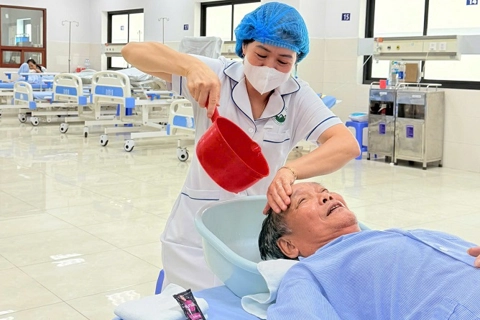 Vụ điều dưỡng BV tỉnh Nam Định bị hành hung là một sự việc đau lòng