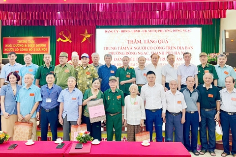 Phường Đông Ngạc chung tay cùng Trung tâm Nuôi dưỡng II Hà Nội tri ân người có công