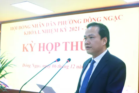 HĐND phường Đông Ngạc biểu quyết thông qua 12 Nghị quyết quan trọng