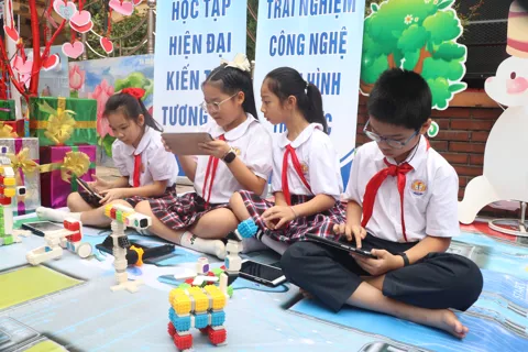 Phường Xuân Đỉnh tăng tốc chuyển đổi số và STEM trong lĩnh vực giáo dục 