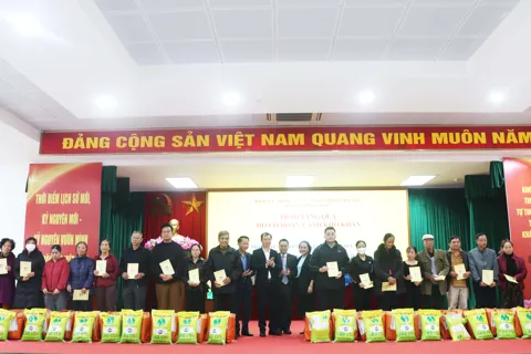 Phường Đông Ngạc phát động Tháng cao điểm “Vì người nghèo” và an sinh xã hội 2025