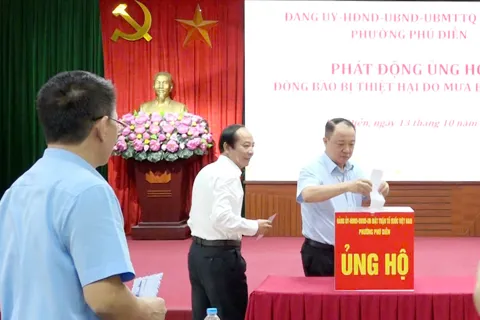 Phường Phú Diễn phát động ủng hộ đồng bào bị thiệt hại do mưa bão