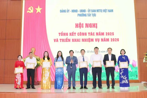 Phường Tây Tựu tổng kết công tác năm 2025, sẵn sàng tâm thế mới cho năm 2026