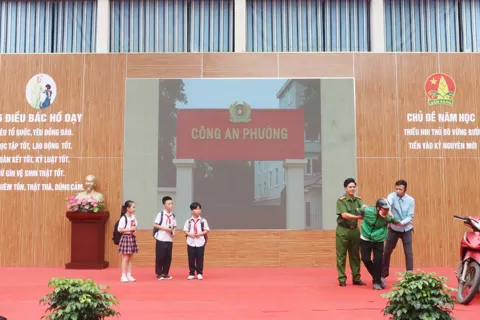 Phường Xuân Đỉnh xây dựng văn hóa tuân thủ pháp luật trong môi trường học đường