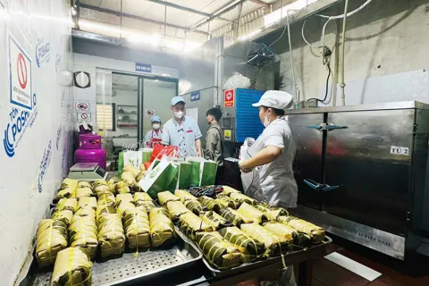 Hà Nội xử lý nghiêm, công khai danh tính cơ sở vi phạm ATTP dịp Tết