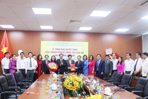 Đồng chí Nguyễn Hữu Tuyên giữ chức Bí thư Đảng ủy phường Tây Tựu