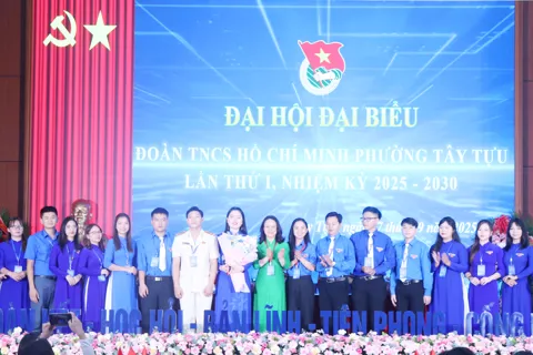 Thanh niên phường Tây Tựu tiên phong chuyển đổi số cộng đồng