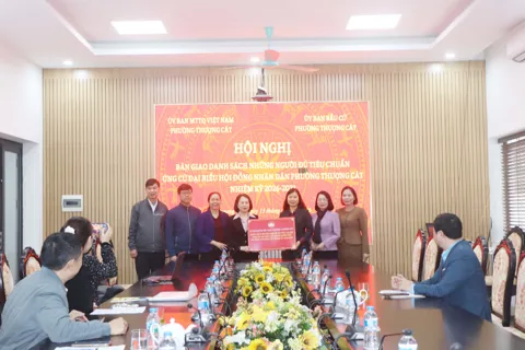 100% đại biểu nhất trí thông qua danh sách 26 người ứng cử đại biểu HĐND phường Thượng Cát