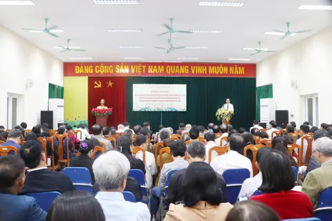 Phường Đông Ngạc cụ thể hóa Nghị quyết Đại hội cùng 5 chương trình và 6 Nghị quyết chuyên đề