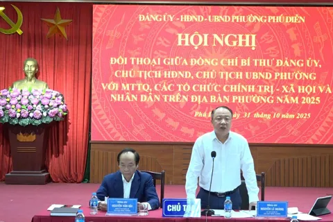 Phường Phú Diễn đối thoại trực tiếp với Nhân dân, giải quyết nhiều vấn đề vướng mắc