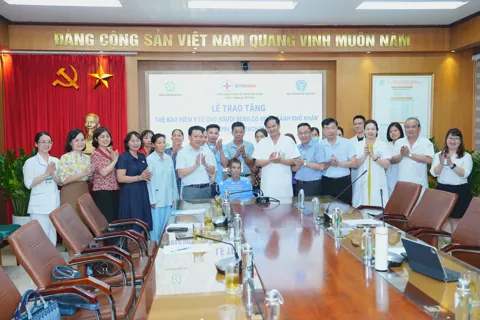 Hà Nội kêu gọi cộng đồng chung tay tặng thẻ BHYT cho người khó khăn dịp Tết Bính Ngọ