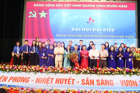 Tuổi trẻ phường Phú Diễn “số hóa” từng góc phố, chung tay kiến tạo đô thị kiểu mẫu