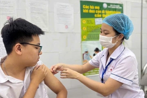 Hà Nội đã sử dụng 32.500 liều vaccine sởi tiêm cho trẻ
