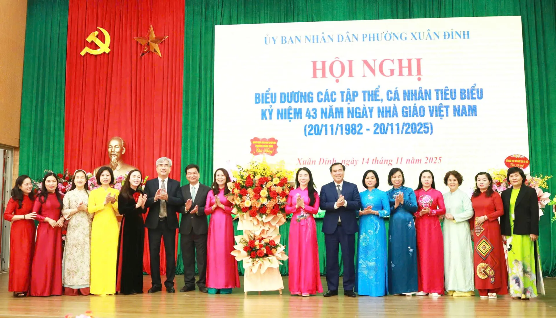 Phường Xuân Đỉnh biểu dương các tập thể, cá nhân mẫu mực trong ngành giáo dục