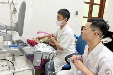 Y tế gần dân hơn nhờ công nghệ