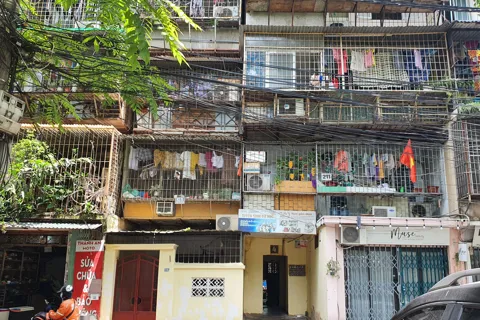 Hà Nội kiểm định toàn bộ chung cư cũ tại 48 xã, phường
