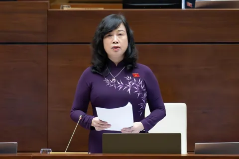 Hoàn thiện thể chế trong lĩnh vực dân số và phòng bệnh
