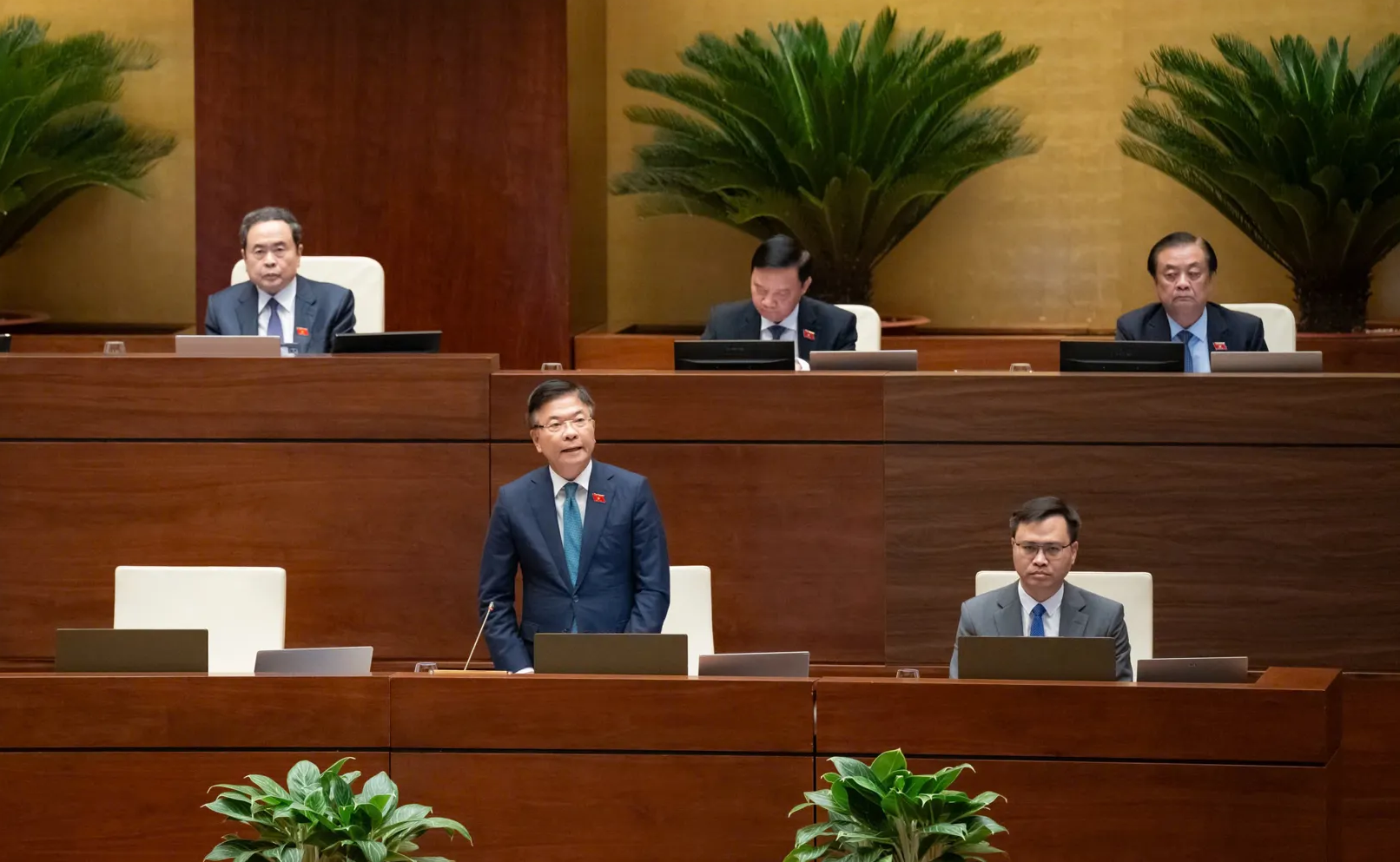 Tháo gỡ vướng mắc về phạm vi, nguồn vốn Chương trình giáo dục