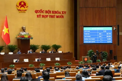 Quốc hội thông qua Luật Tình trạng khẩn cấp