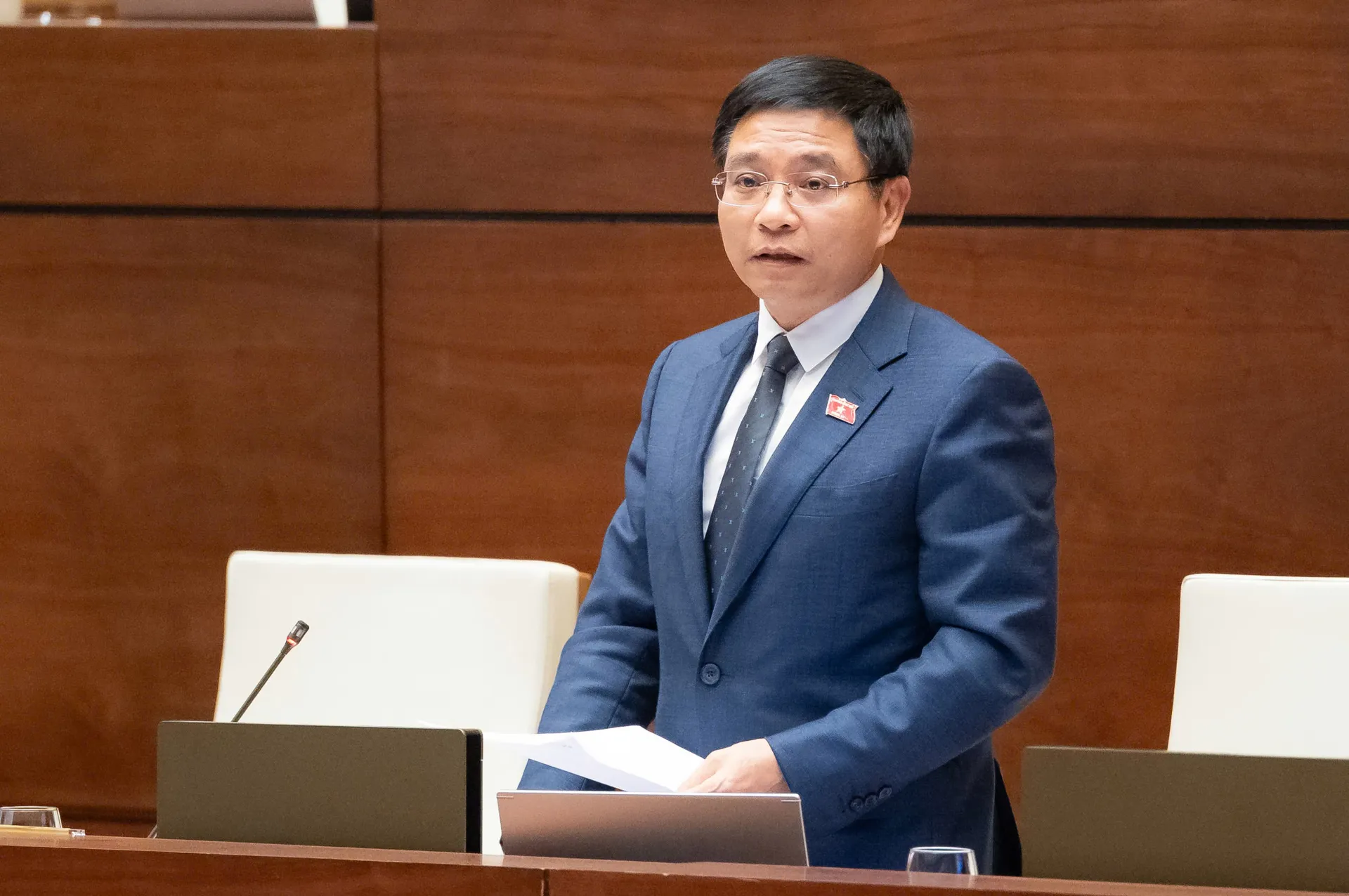 Bộ trưởng Bộ Tài chính giải trình, làm rõ nhiều vấn đề nóng về Luật Thuế giá trị gia tăng