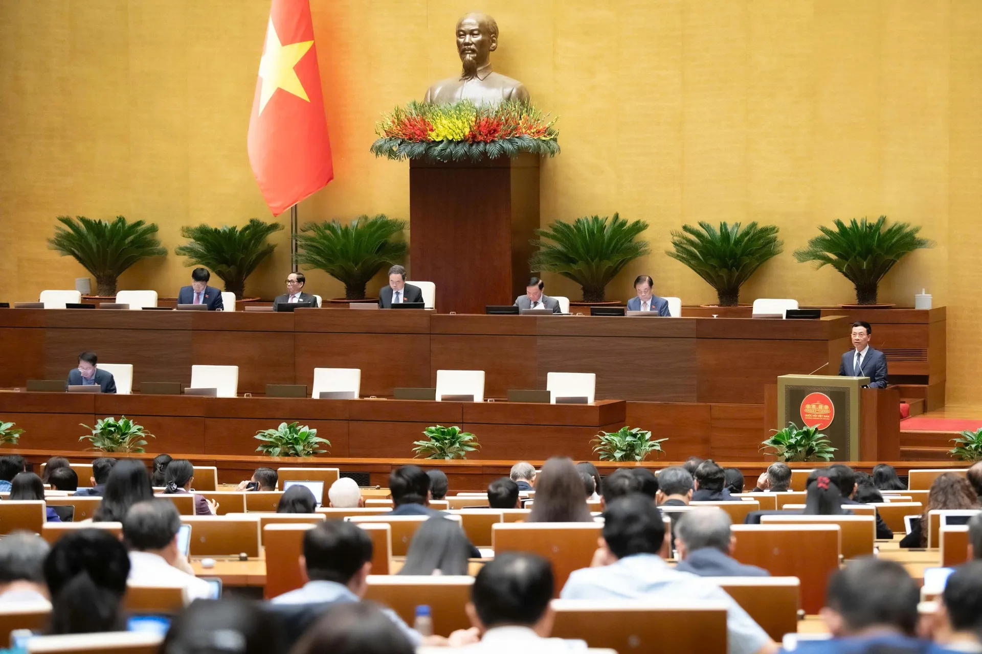 Luật Trí tuệ nhân tạo: Quản lý đầu ra, mở đường đổi mới