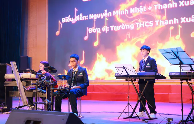 Chung khảo Liên hoan tài năng nhạc cụ học sinh phường Thanh Xuân lần thứ nhất