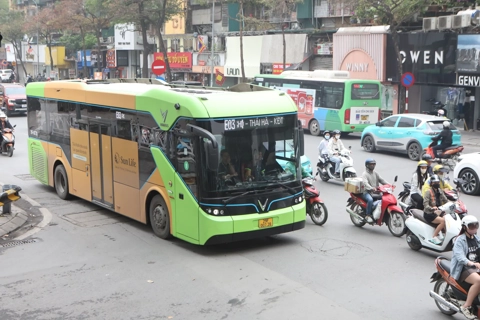 Thí điểm tuyến buýt điện phục vụ Nhân dân, du khách tham quan các điểm du lịch khu vực trung tâm Thủ đô