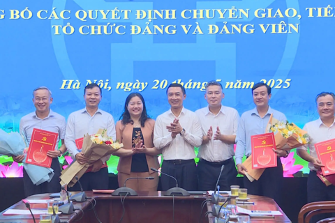 Đảng ủy UBND Thành phố Hà Nội tiếp nhận 4 Đảng bộ Tổng Công ty với 3.372 đảng viên
