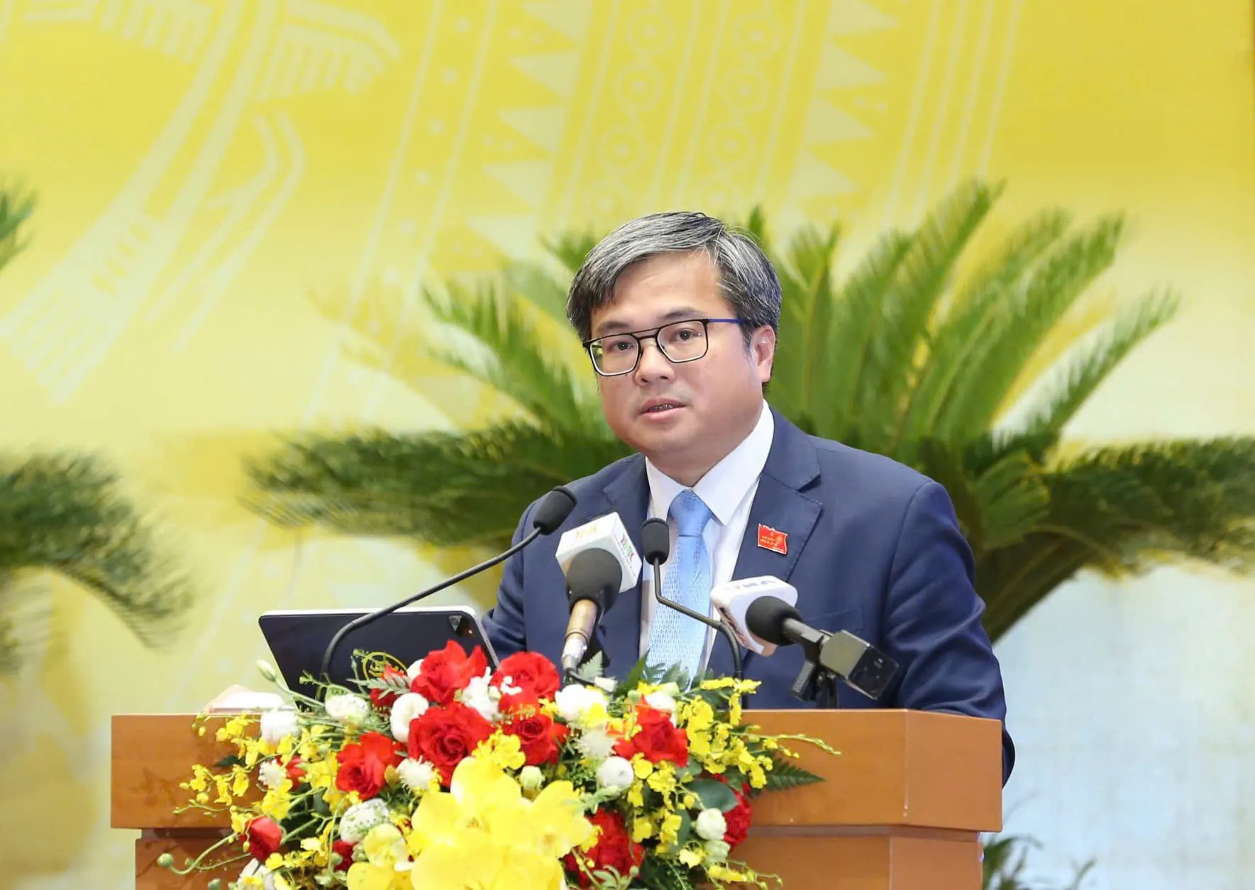 Năm 2025, Hà Nội quyết tâm đạt mục tiêu tăng trưởng 8% trở lên
