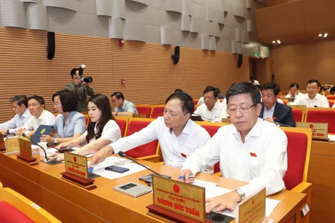 Báo cáo Thủ tướng giao Hà Nội làm cơ quan chủ quản thực hiện dự án đường kết nối Vành đai 4 (Hà Nội) với Vành đai 5 (tỉnh Ninh Bình)