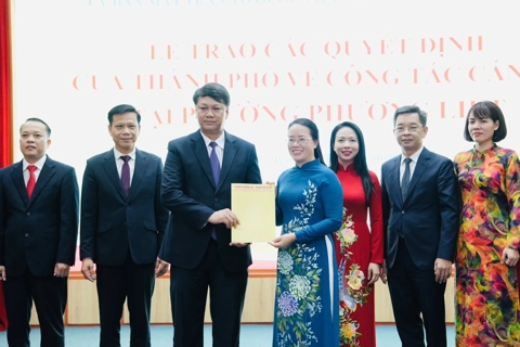 Đồng chí Nguyễn Minh Tiến giữ chức Bí thư Đảng ủy phường Phương Liệt