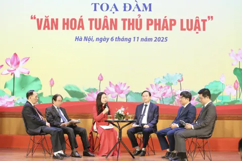 Xây dựng văn hóa tuân thủ pháp luật - động lực phát triển bền vững