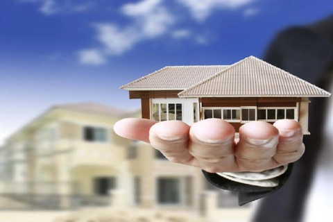 Đang ly thân, vợ có phải chịu trách nhiệm trả nợ cho chồng?