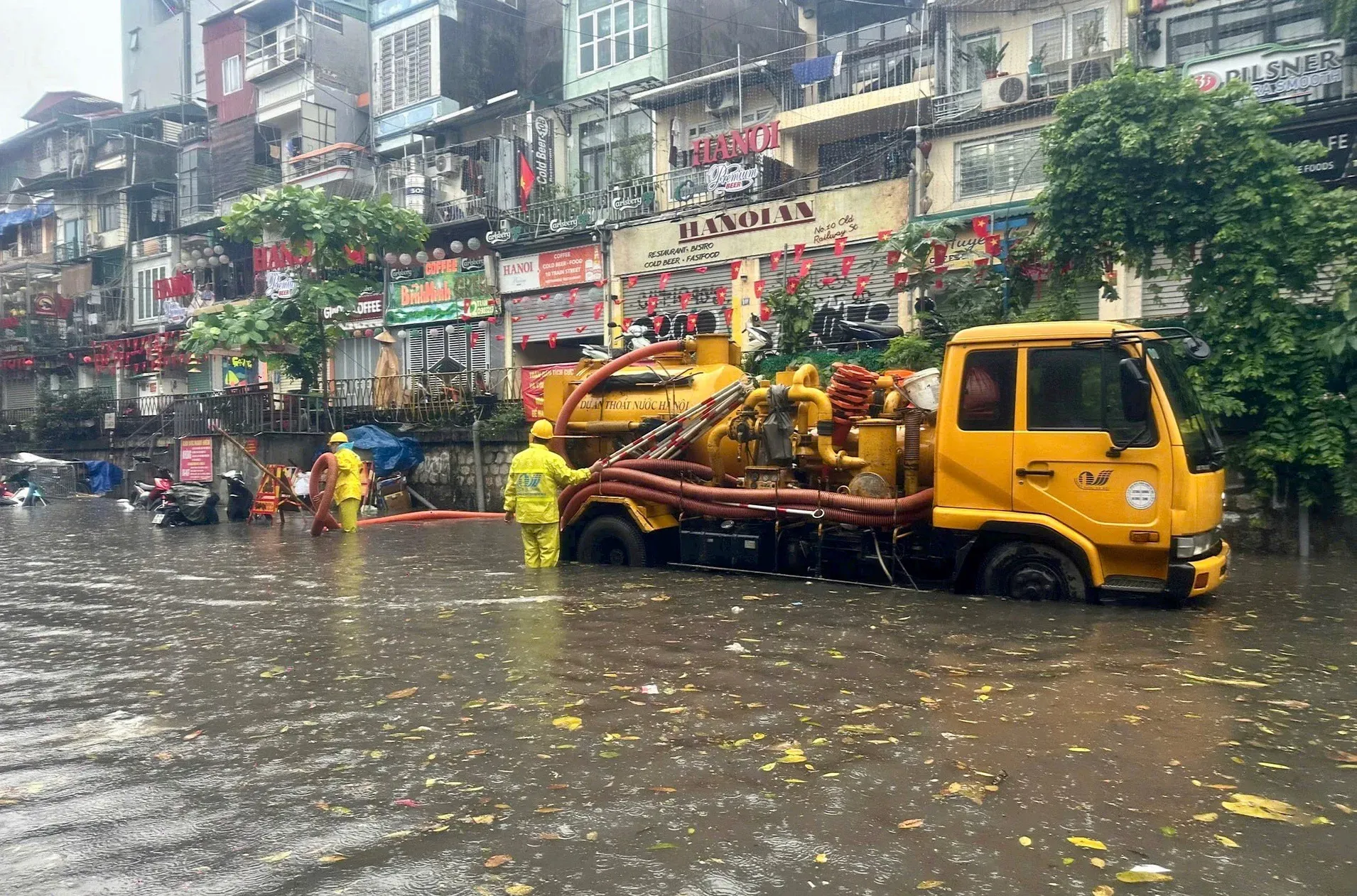 Hà Nội tập trung ứng phó nguy cơ mưa lớn, sạt lở đất, chủ động phòng chống thiên tai