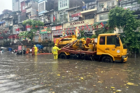 Hà Nội tập trung ứng phó nguy cơ mưa lớn, sạt lở đất, chủ động phòng chống thiên tai 
