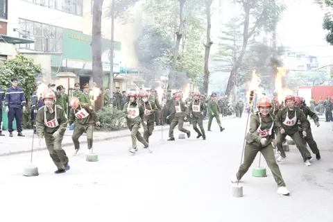 Phường Khương Đình tổ chức Hội thi chữa cháy, cứu người, cứu tài sản năm 2025
