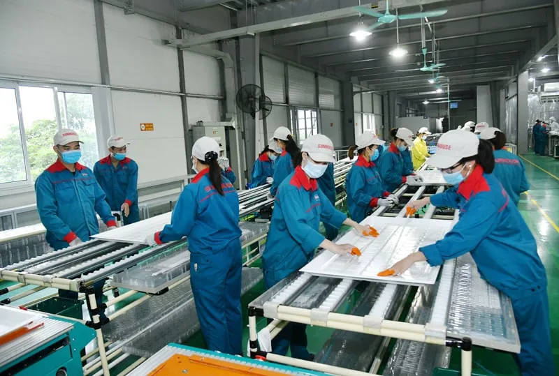 Thúc đẩy thực hiện dân chủ trong doanh nghiệp tư nhân nhằm bảo vệ nền tảng tư tưởng của Đảng
