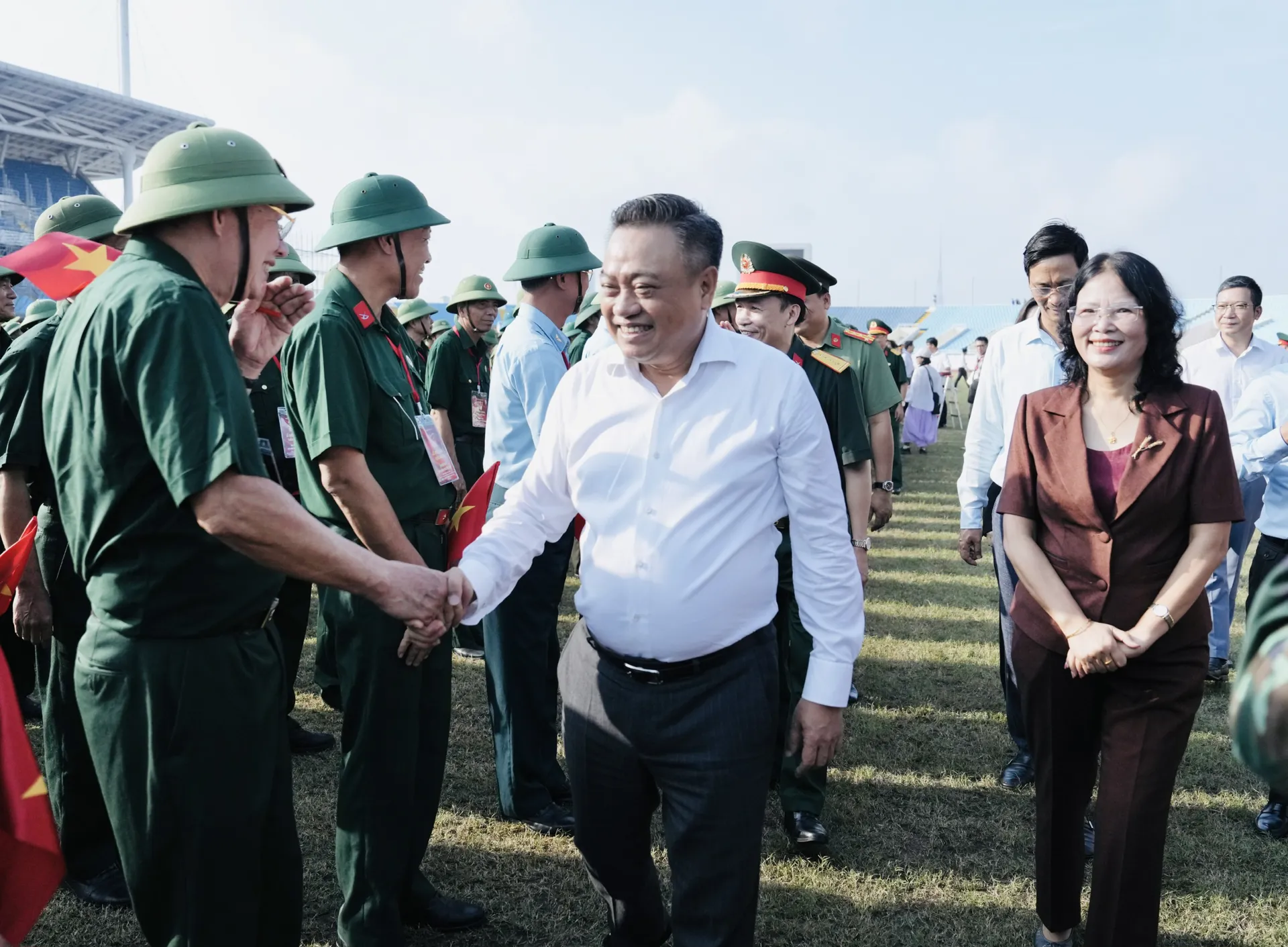 Chủ tịch UBND Thành phố Hà Nội Trần Sỹ Thanh thăm, động viên khối tham gia diễu binh, diễu hành A80