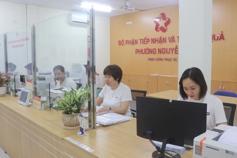 Hai nhóm công chức nào được khuyến khích nghỉ trước khi sắp xếp bộ máy?

