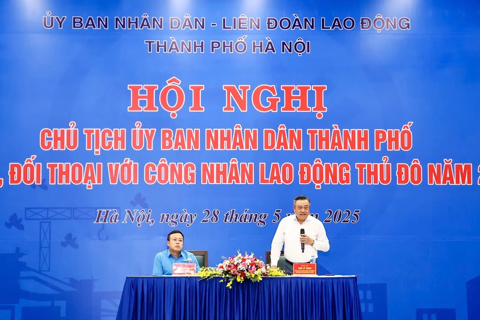 Chủ tịch UBND Thành phố Hà Nội Trần Sỹ Thanh trực tiếp lắng nghe, giải quyết nguyện vọng của công nhân, người lao động
