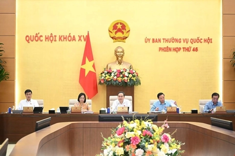 Dự thảo Luật quy định nhà giáo không được ép buộc người học tham gia học thêm dưới mọi hình thức