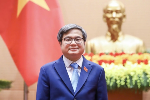Tóm tắt quá trình công tác của tân Phó Chủ tịch UBND Thành phố Hà Nội Trương Việt Dũng

