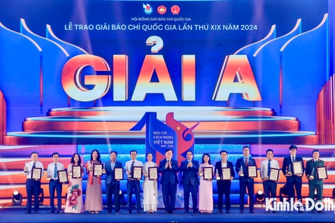 Toàn cảnh Lễ trao Giải Báo chí Quốc gia lần thứ XIX - năm 2024 
