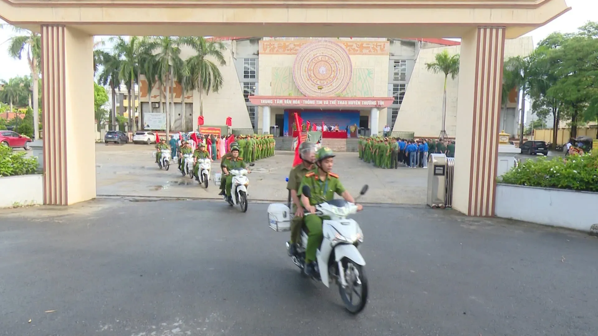 Công an xã Thường Tín ra quân mở đợt cao điểm về bảo đảm an ninh trật tự, an toàn xã hội