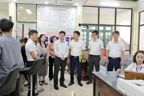 Thường trực HĐND Thành phố Hà Nội khảo sát hoạt động của HĐND xã Yên Xuân, Hạ Bằng
