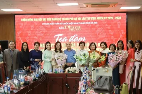 Phát huy vai trò của phụ nữ Thủ đô trong xây dựng Đảng, chính quyền, chuyển đổi số