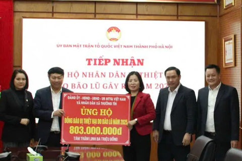Xã Thường Tín ủng hộ đồng bào các tỉnh bị thiệt hại do thiên tai 803 triệu đồng